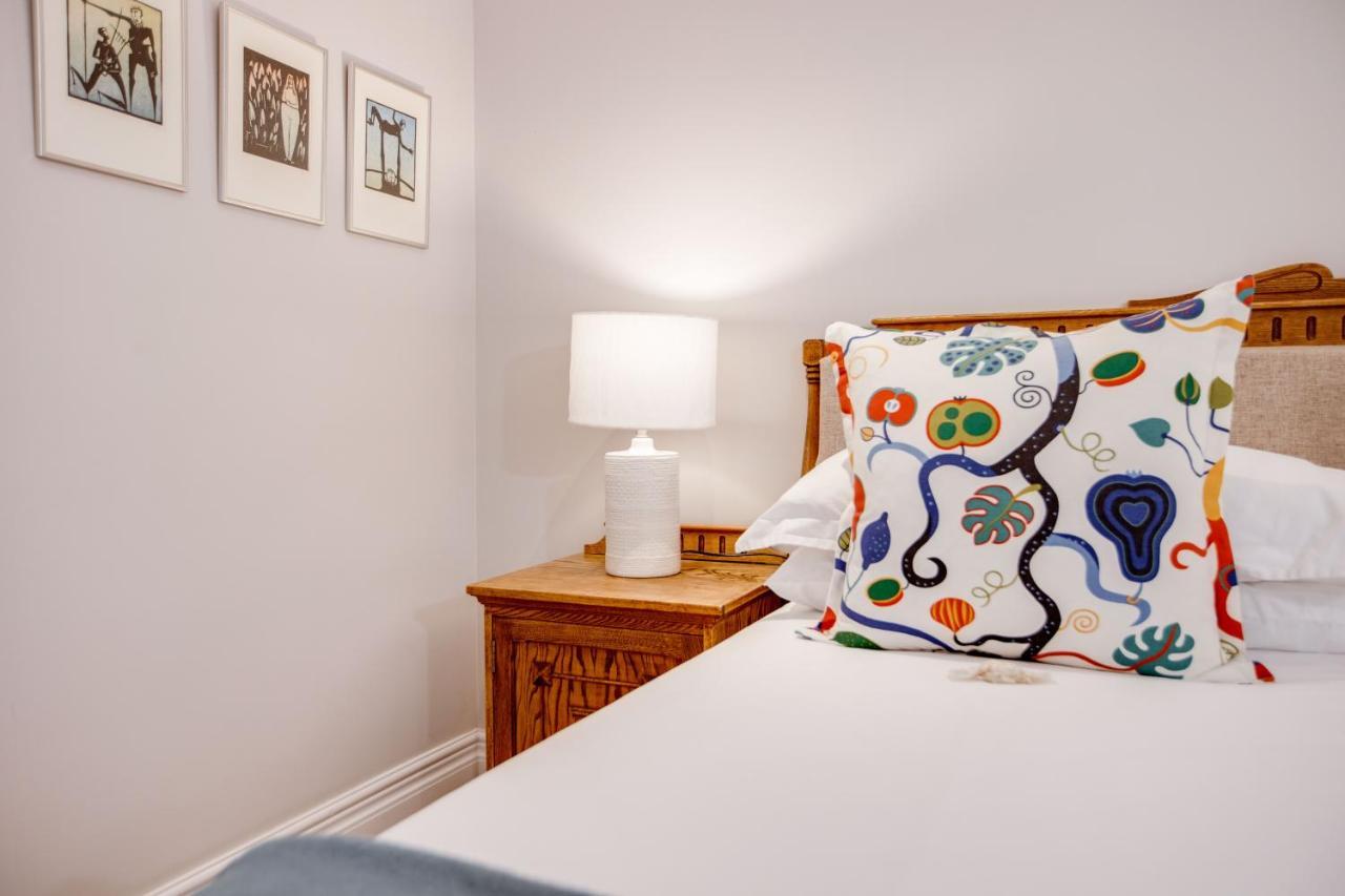Amberhall Guesthouse Johannesburg Ngoại thất bức ảnh