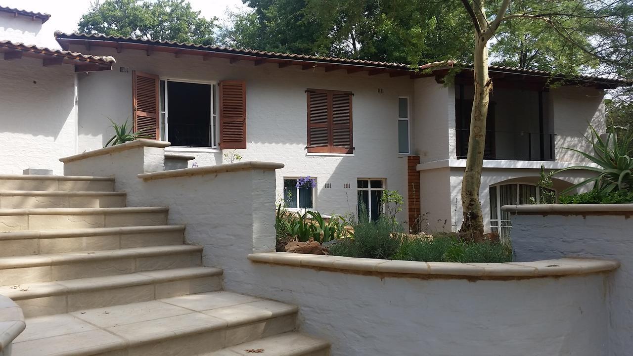 Amberhall Guesthouse Johannesburg Ngoại thất bức ảnh