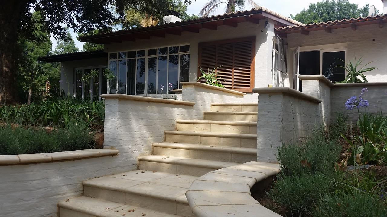 Amberhall Guesthouse Johannesburg Ngoại thất bức ảnh