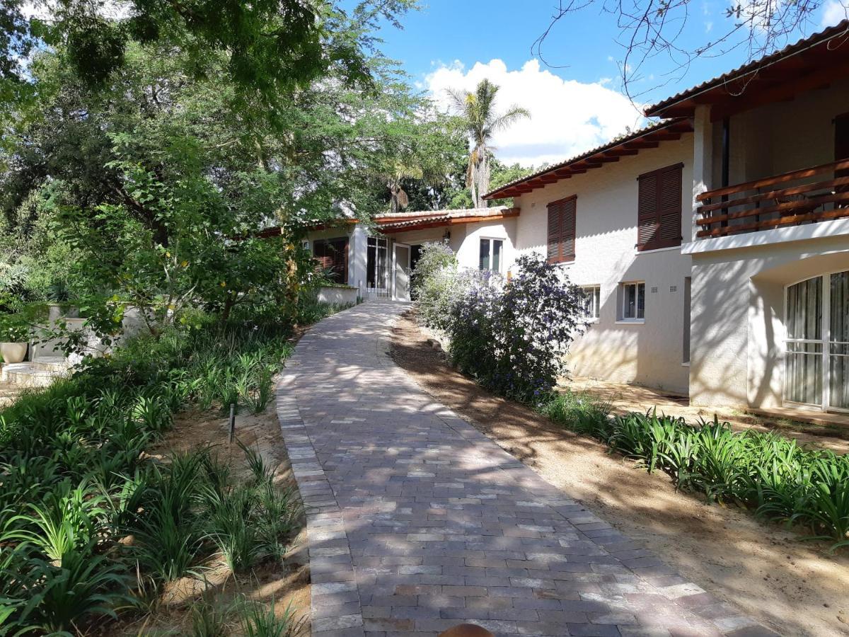 Amberhall Guesthouse Johannesburg Ngoại thất bức ảnh